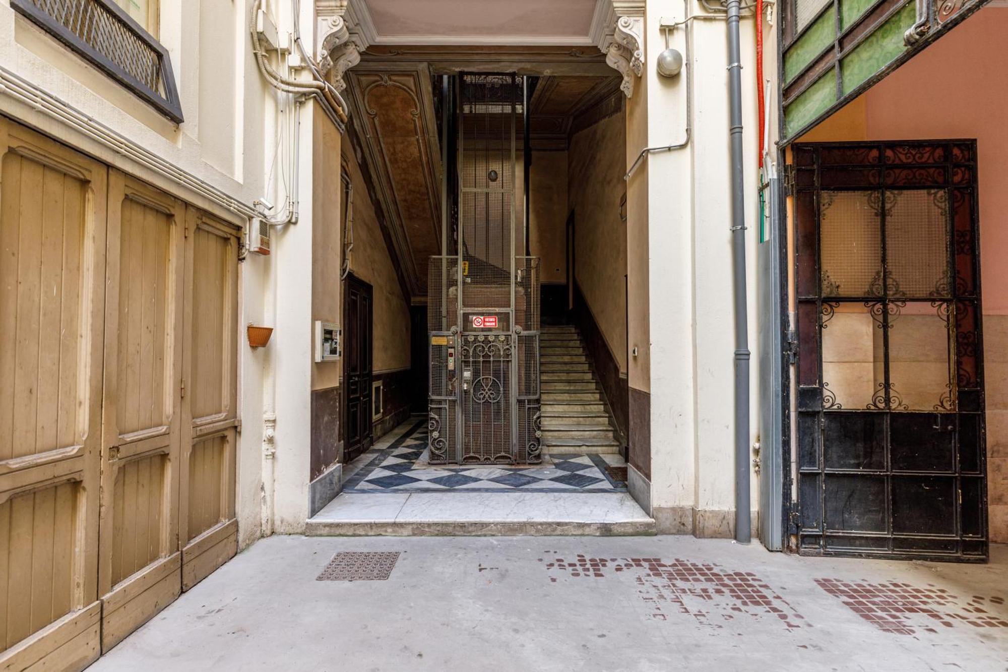 Onlyrooms V - Central & Train Station Cagliari Buitenkant foto