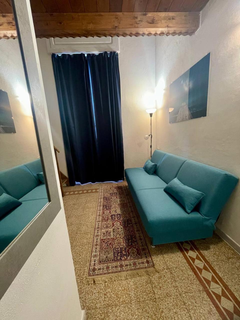 Onlyrooms V - Central & Train Station Cagliari Kamer foto