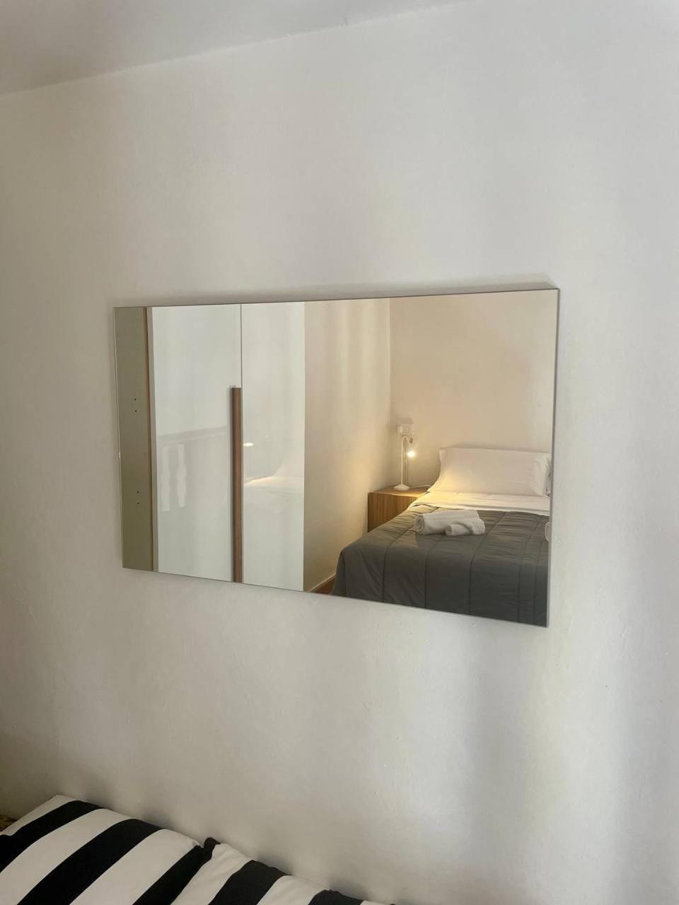 Onlyrooms V - Central & Train Station Cagliari Kamer foto